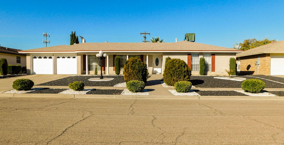 10115 Woodway Dr, El Paso, TX 79925 - photo 1