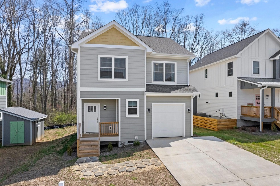 21 Loblolly Ln, Asheville, NC 28803 - photo 1