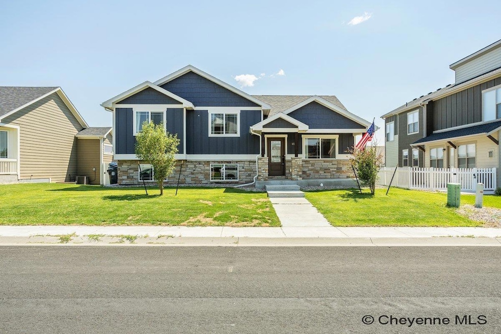 6507 Hitching Post Ln, Cheyenne, WY 82001 - photo 1