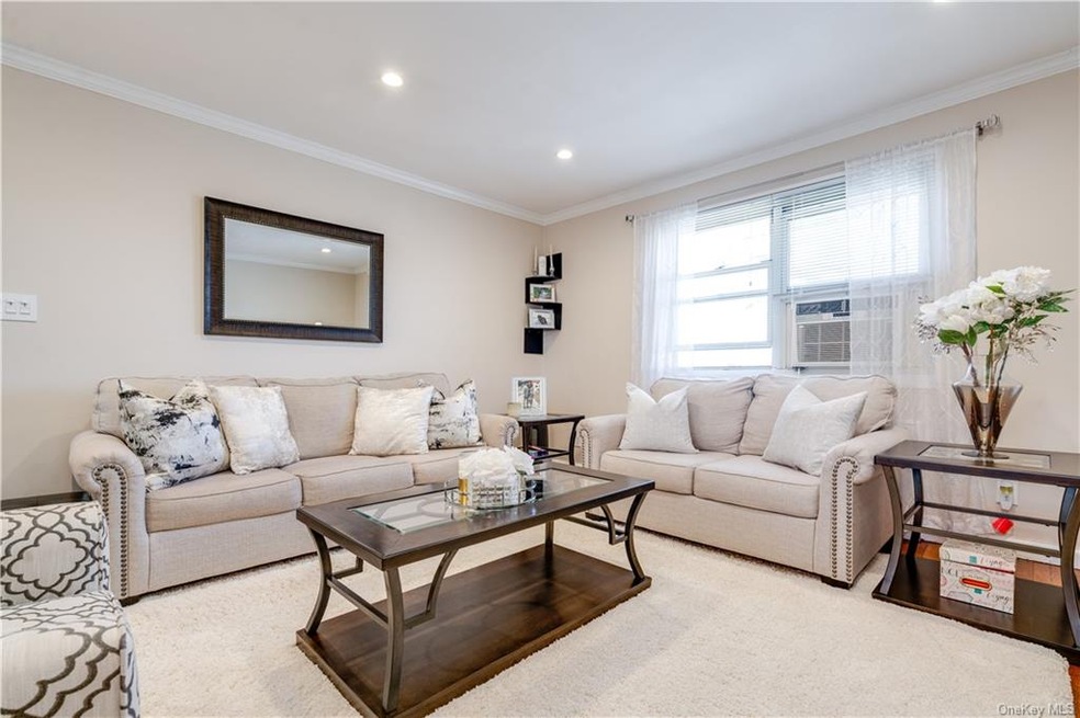 1 Cascade Terrace unit 2D, Yonkers, NY 10703 - photo 1