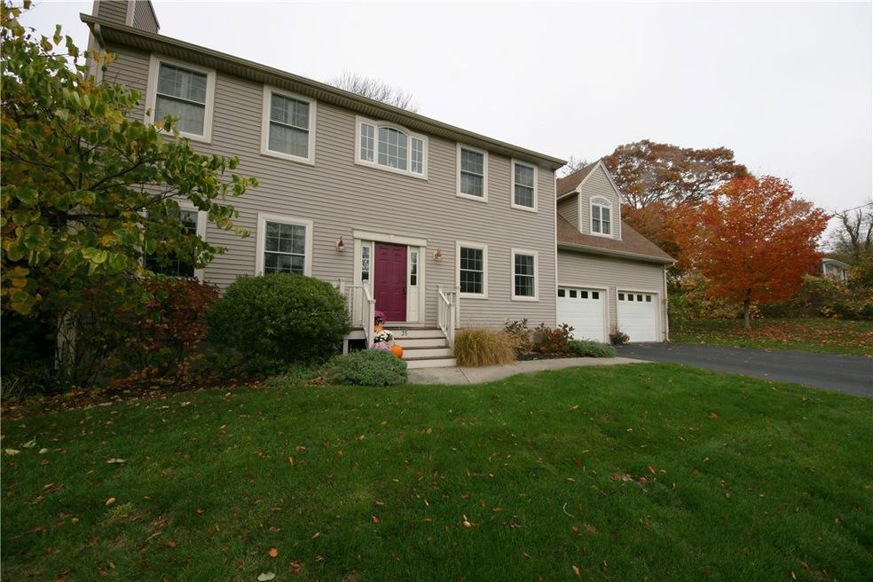 35 Marian Ave, Narragansett, RI 02882 - photo 1