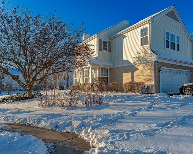 2125 Limestone Ln unit 771, Carpentersville, IL 60110 - photo 1