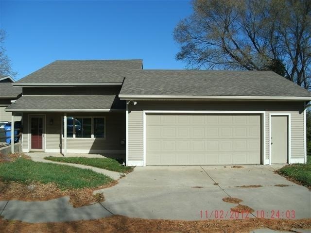 8454 Airport Rd, Middleton, WI 53562 - photo 1