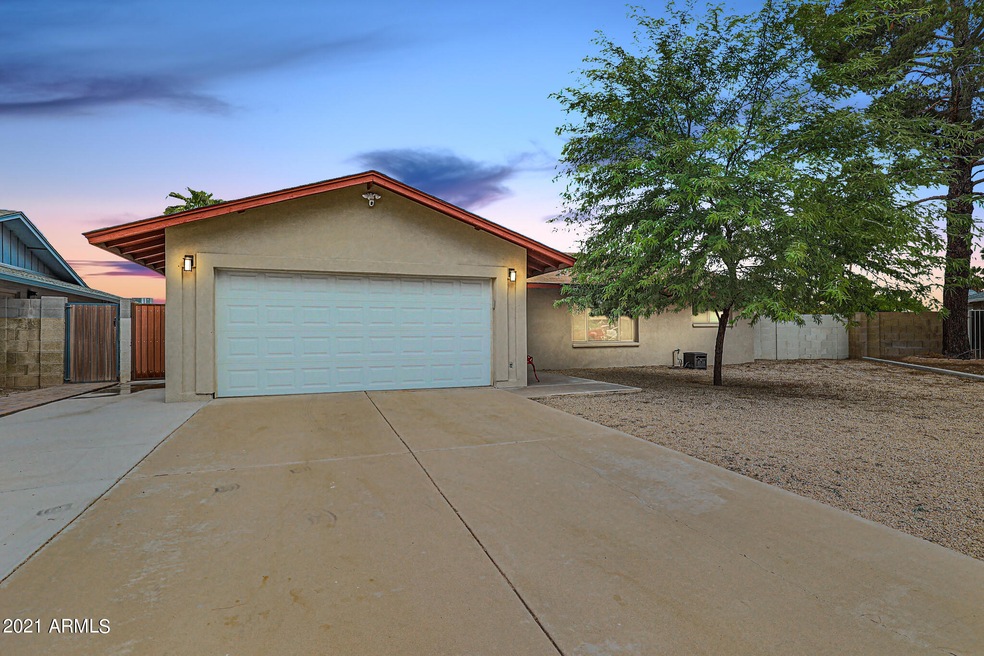1110 E Redfield Rd, Tempe, AZ 85283 - photo 1