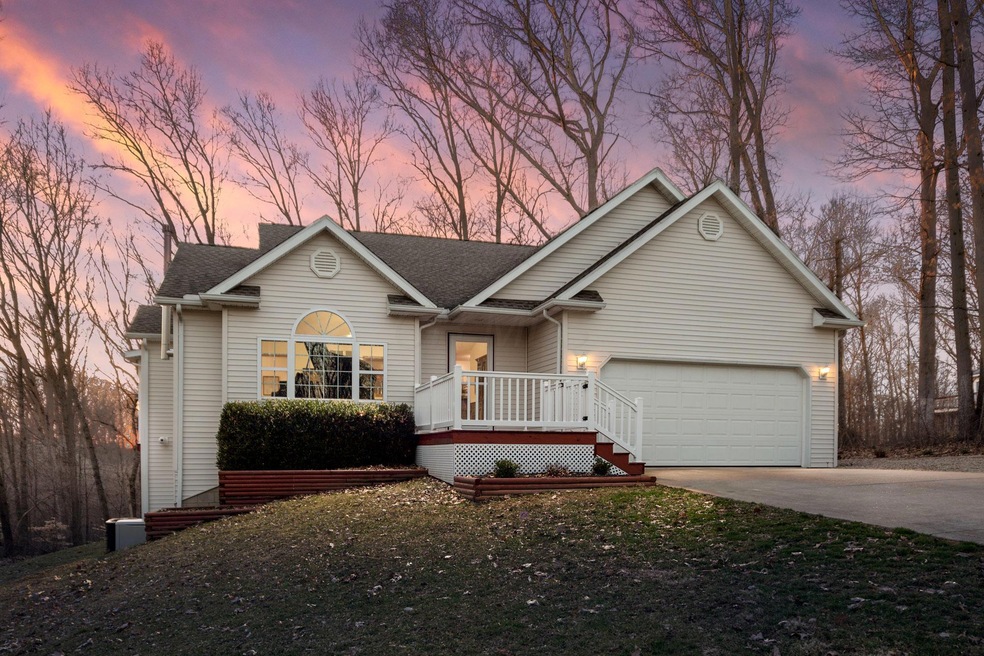 35 Woodridge Ct, Howard, OH 43028 - photo 1