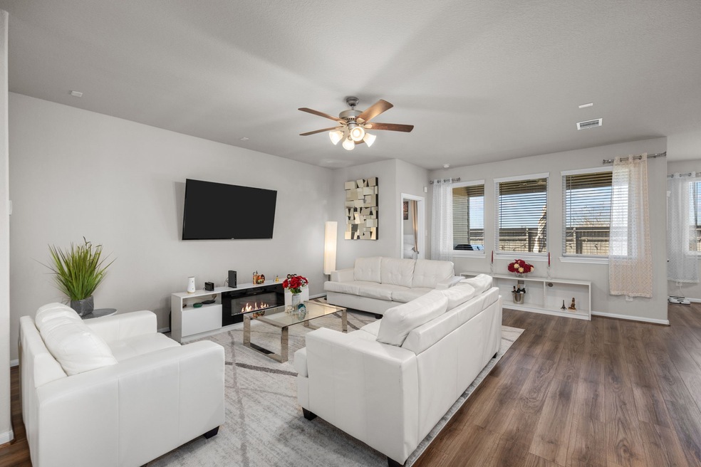 17415 Hartford Field Ln, Hockley, TX 77447 - photo 1