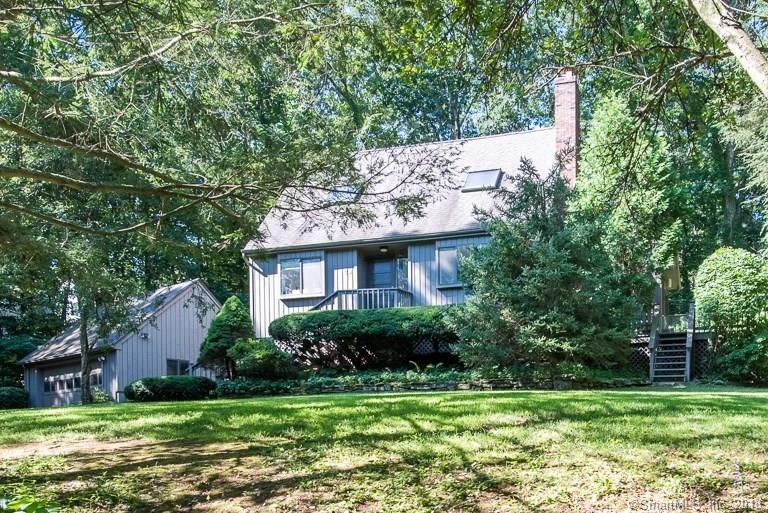 28 Crabapple Ln, Guilford, CT 06437 - photo 1