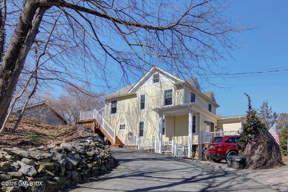 240 Pemberwick Rd unit 2, Greenwich, CT 06831 - photo 1