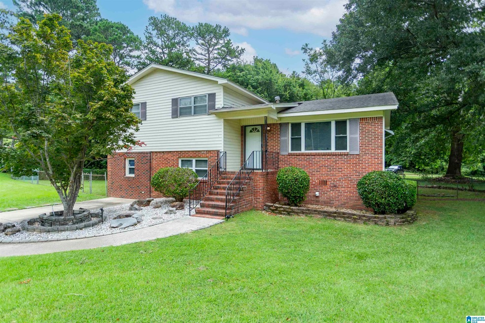 801 Windover Place, Birmingham, AL 35215 - photo 1