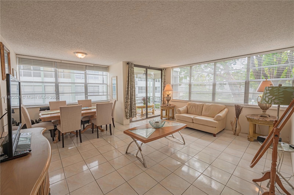 2761 Taft St unit 204, Hollywood, FL 33020 - photo 1