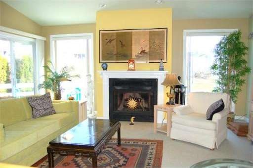 12 Walden Pond Dr, Nashua, NH 03064 - photo 1