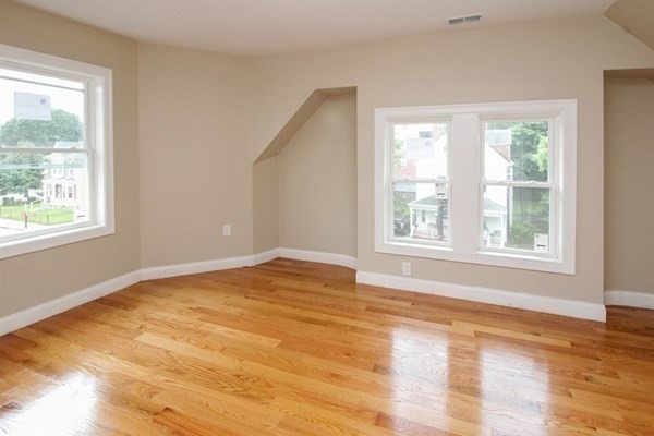 299 Norfolk St unit 3, Dorchester Center, MA 02124 - photo 1