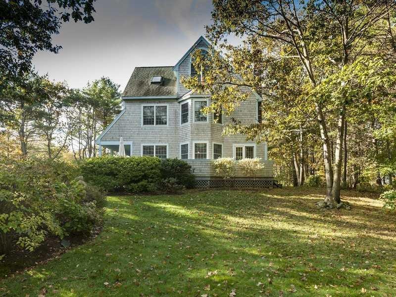 36 Circuit Rd, Cape Neddick, ME 03902 - photo 1