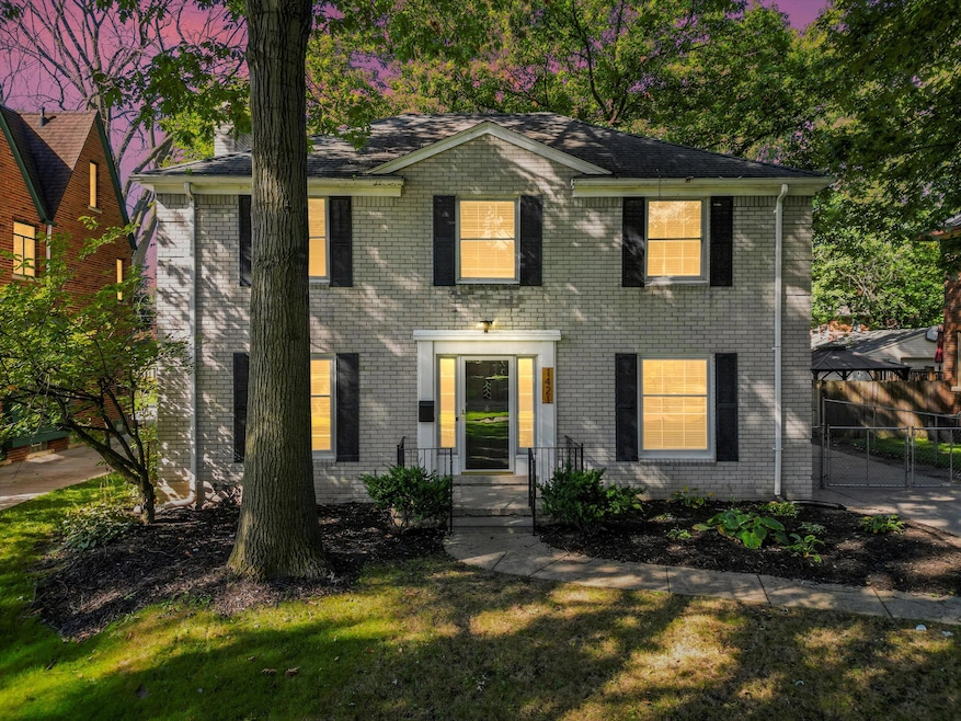 1421 Buckingham Rd, Grosse Pointe Park, MI 48230 - photo 1
