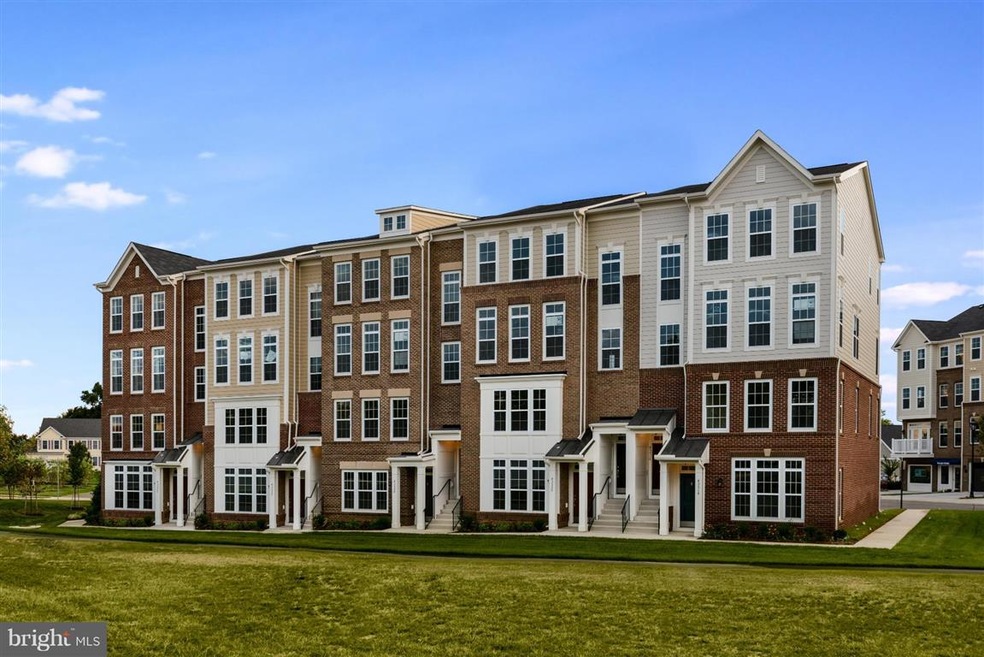 43493 Town Gate Square, Chantilly, VA 20152 - photo 1