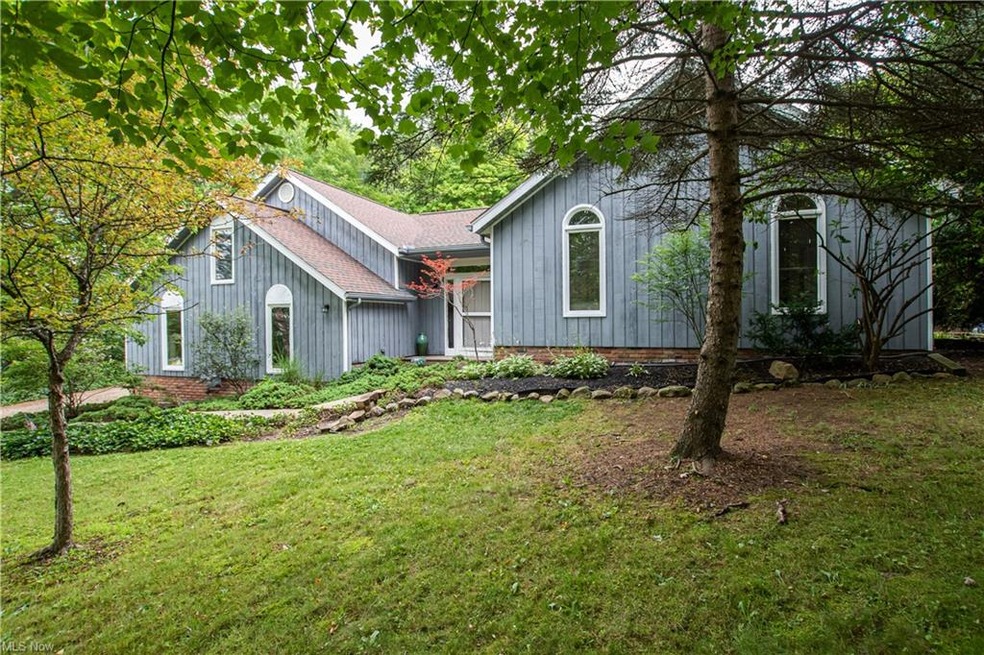 487 Eldridge Rd, Aurora, OH 44202 - photo 1