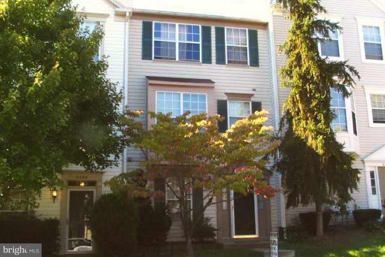 6206 William Mosby Dr, Centreville, VA 20121 - photo 1