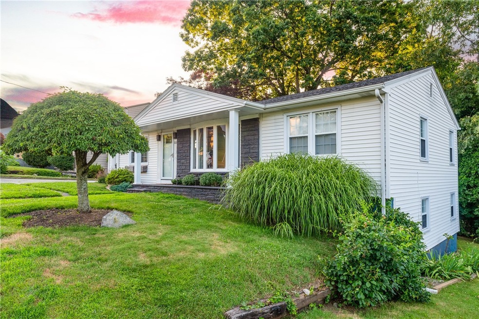 55 Boundary Ave, Providence, RI 02909 - photo 1