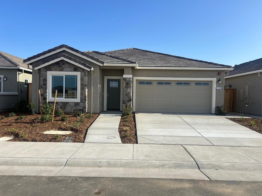 1071 Hogan Rd, Galt, CA 95632 - photo 1