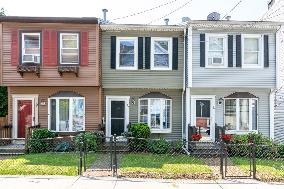 19 Dixfield St, Boston, MA 02127 - photo 1