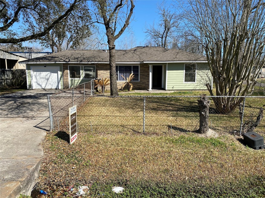 11730 Vickery St, Houston, TX 77039 - photo 1