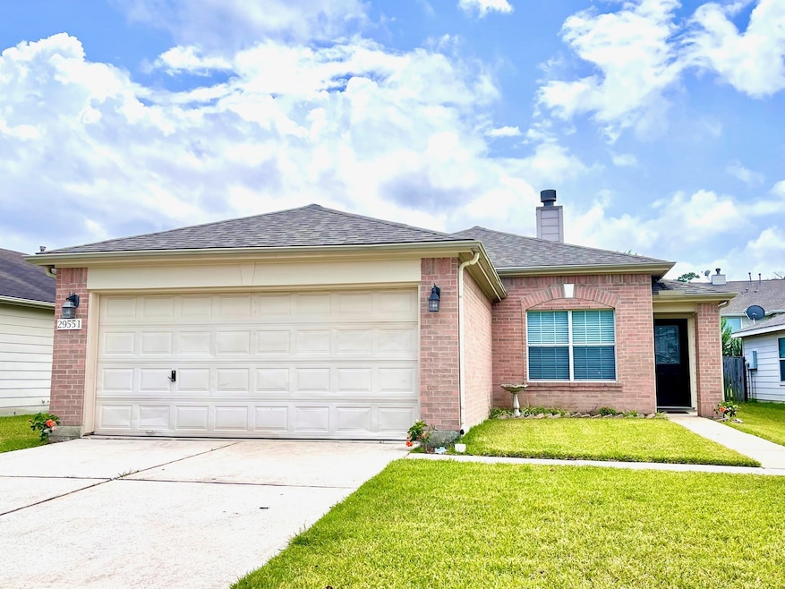 29551 S Legends Bend Dr, Spring, TX 77386 - photo 1