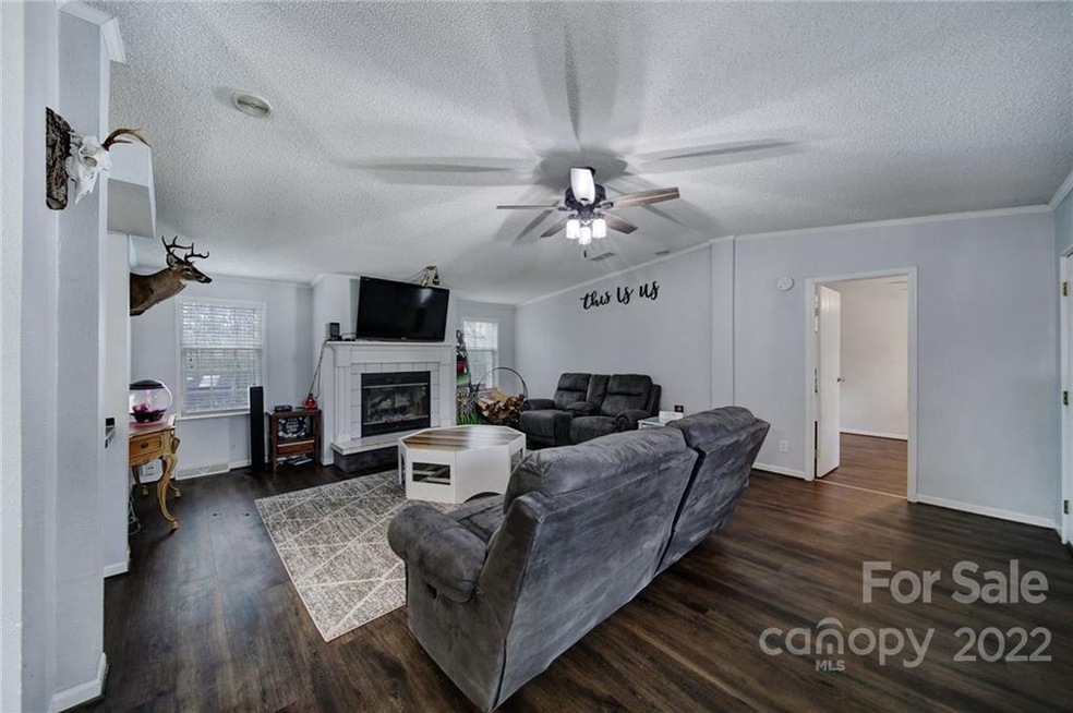 141 Old Hearth Rd, Clover, SC 29710 - photo 1