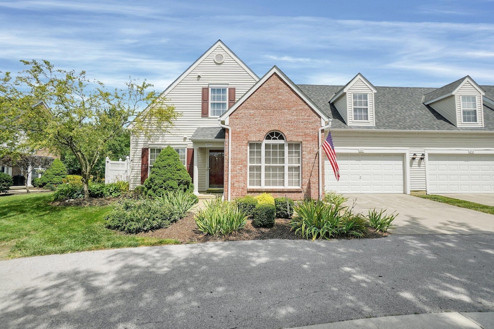 1 -8699 Lazelle Commons