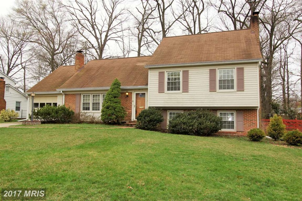 1913 Rampart Dr, Alexandria, VA 22308 - photo 1