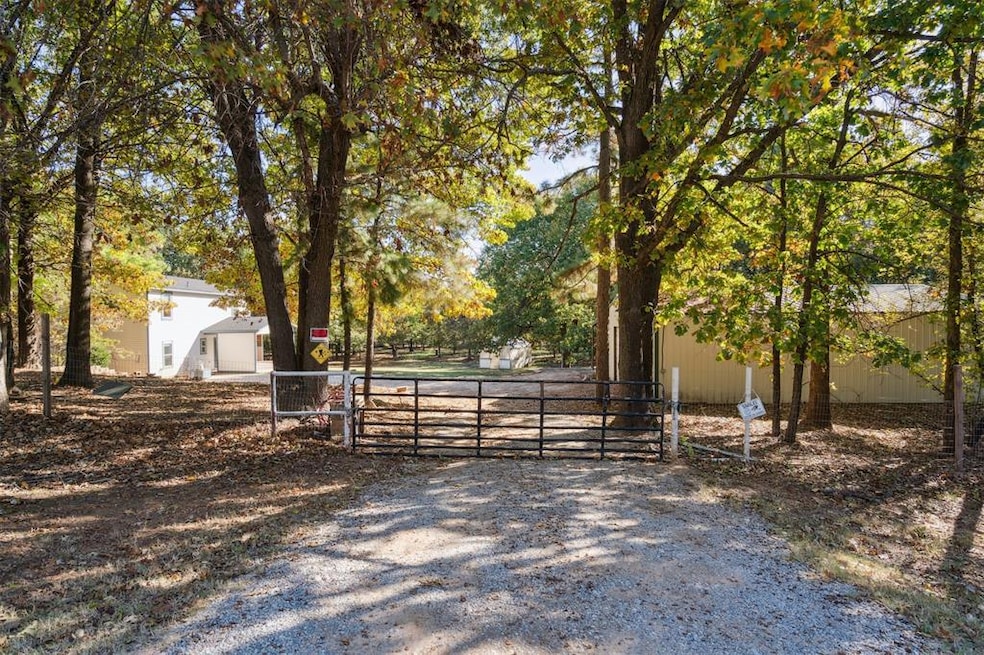 8300 Helen Rd, Jones, OK 73049 - photo 1