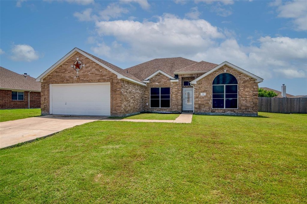 950 W Ash St, Celina, TX 75009 - photo 1
