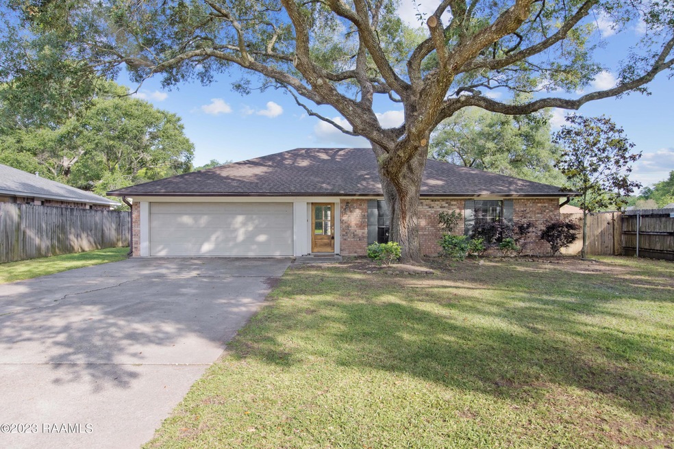 102 Branch Cir-1