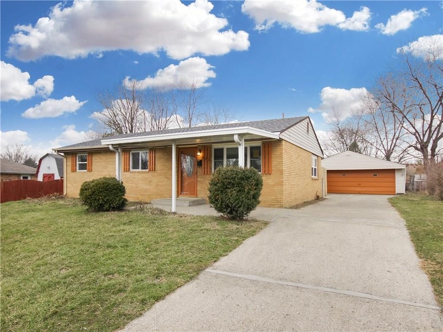 402 Gerry Dr, Beech Grove, IN 46107 - photo 1