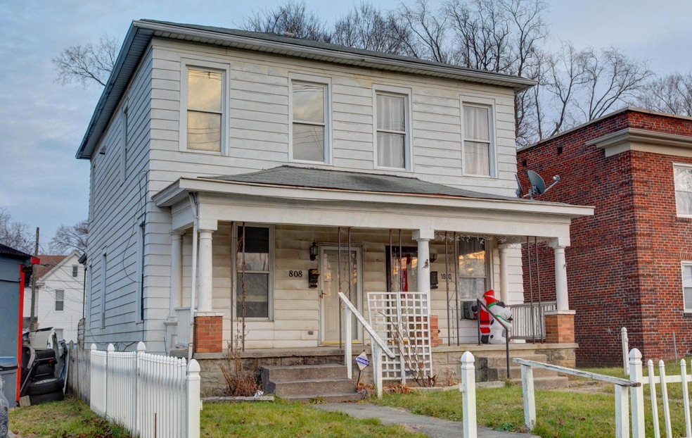 Front Exterior (3)