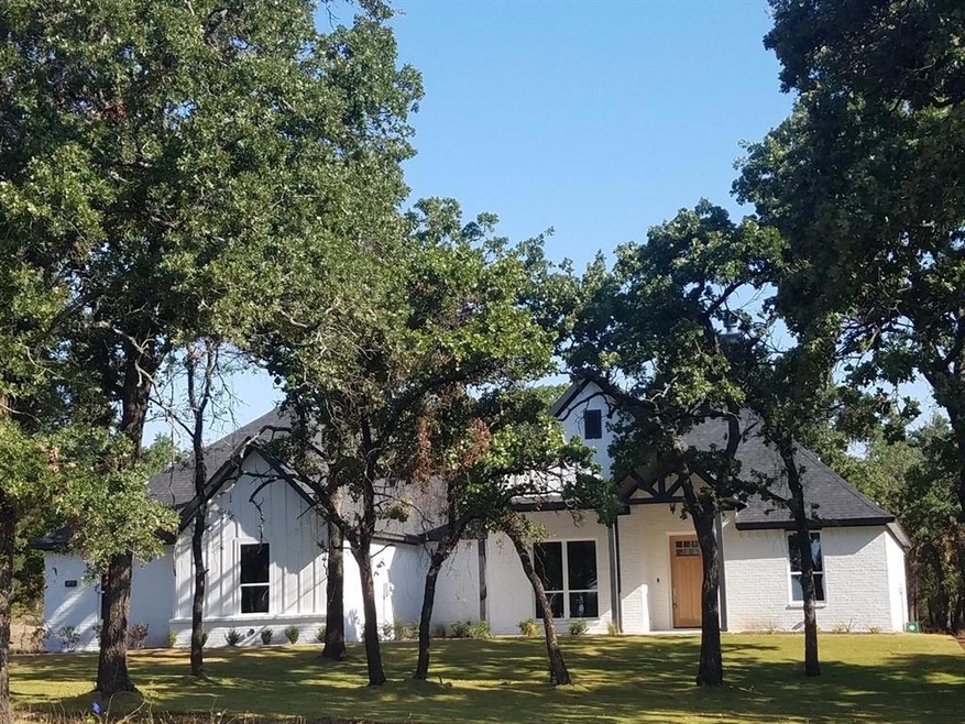 1850 W Dry Creek Rd, Weatherford, TX 76088 - photo 1