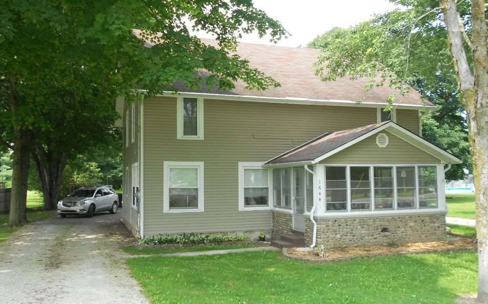 1644 Etna Ave, Huntington, IN 46750 - photo 1