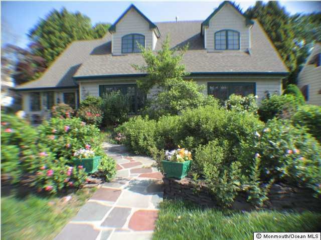 812 Central Ave, Spring Lake, NJ 07762 - photo 1