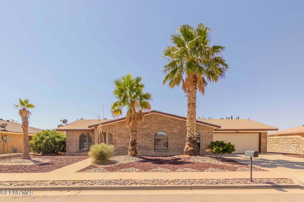 1905 Bayview Ln, El Paso, TX 79936 - photo 1