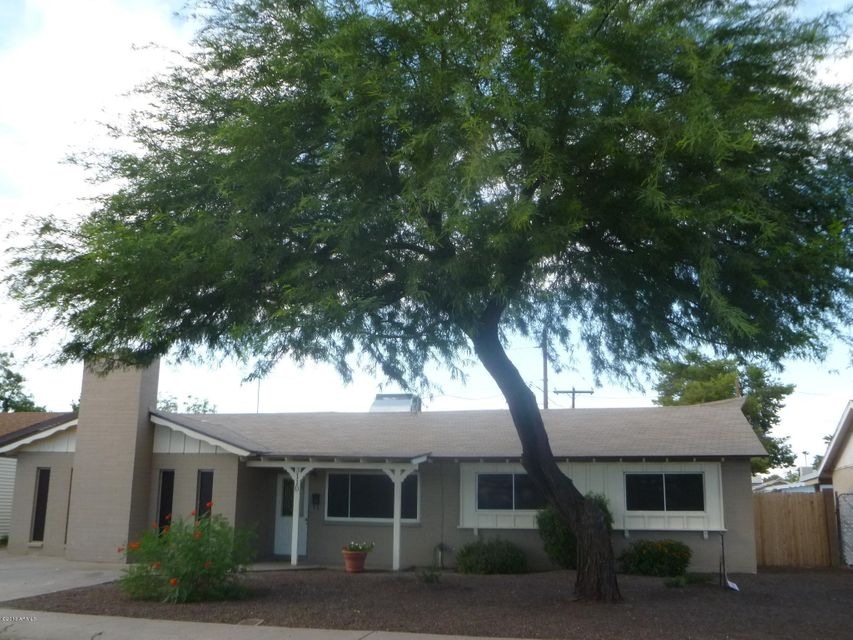 3110 W Voltaire