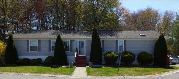 301 S Dragon Dr, Bear, DE 19701 - photo 1