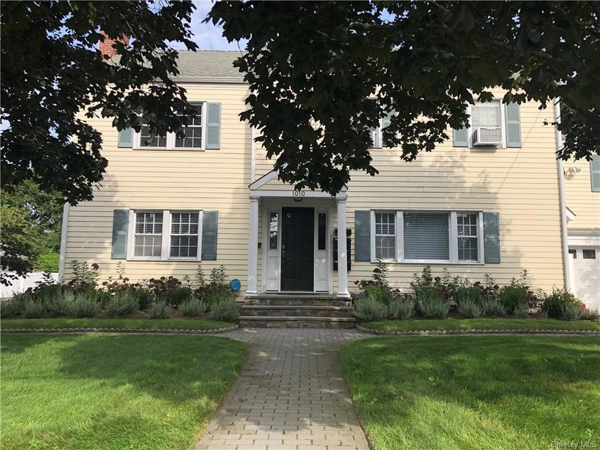 1010 Halstead Ave unit 2L, Mamaroneck, NY 10543 - photo 1