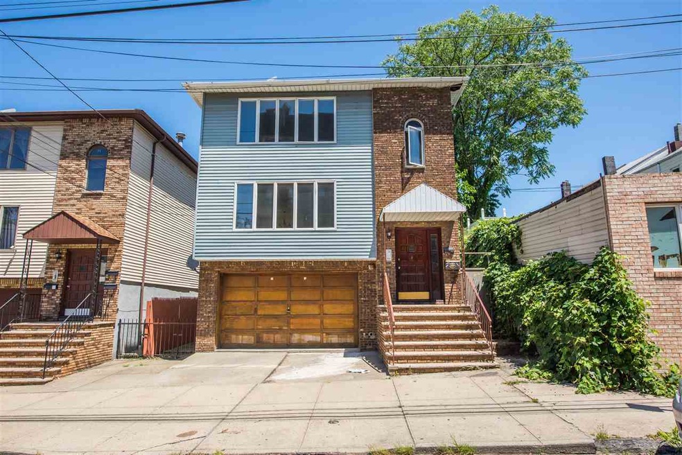 68 Stuyvesant Ave, Jersey City, NJ 07306 - photo 1