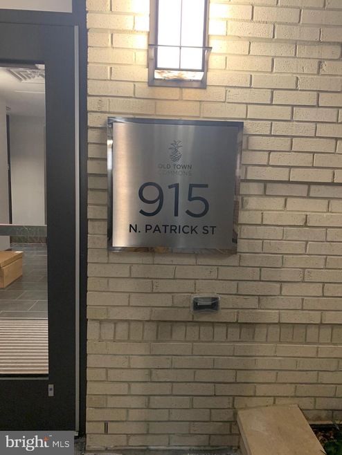 915 N Patrick St unit 203, Alexandria, VA 22314 - photo 1