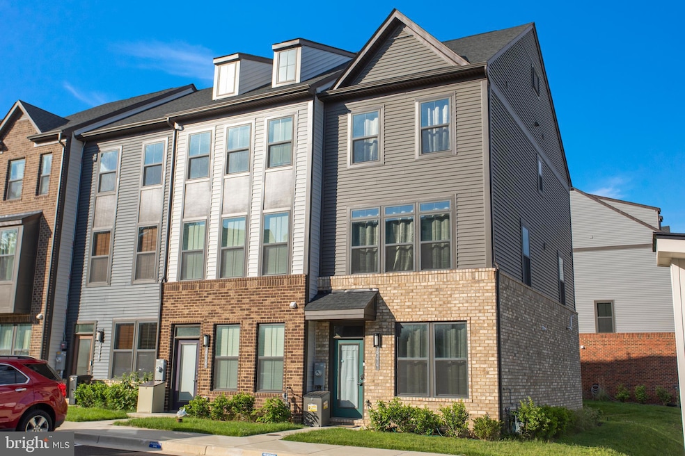 For Sale $447,900 • Co-Listing Agent