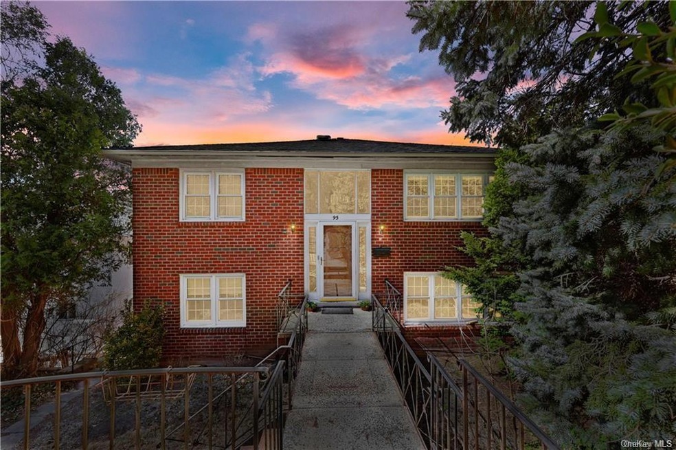 95 Summit Ave unit 2, Bronxville, NY 10708 - photo 1