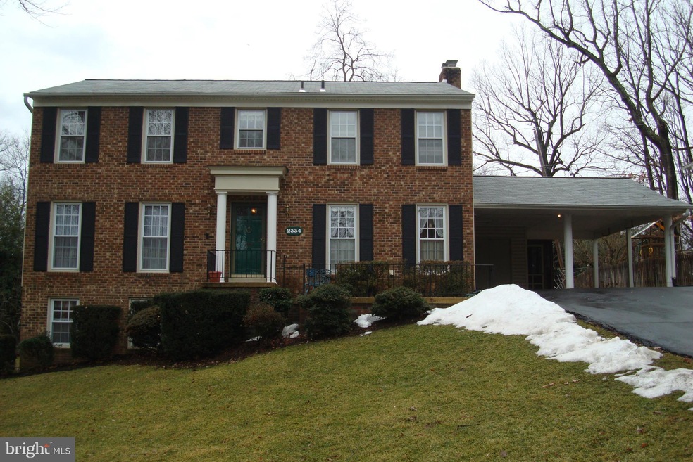 2334 N Oak St, Falls Church, VA 22046 - photo 1