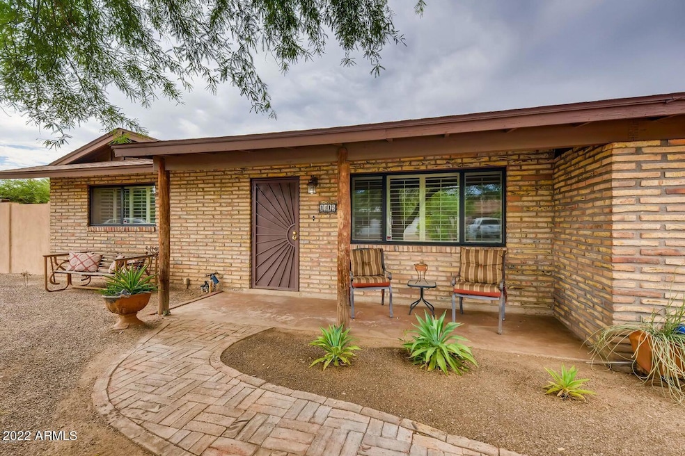 1415 E Royal Palm Rd, Phoenix, AZ 85020 - photo 1