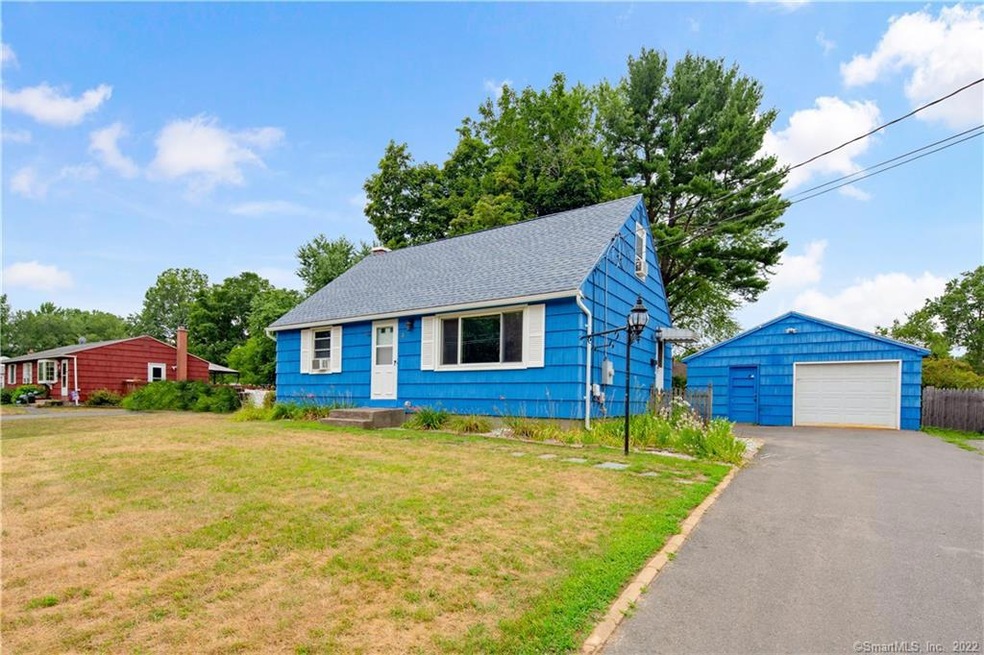 4 Middlesex Dr, Enfield, CT 06082 - photo 1