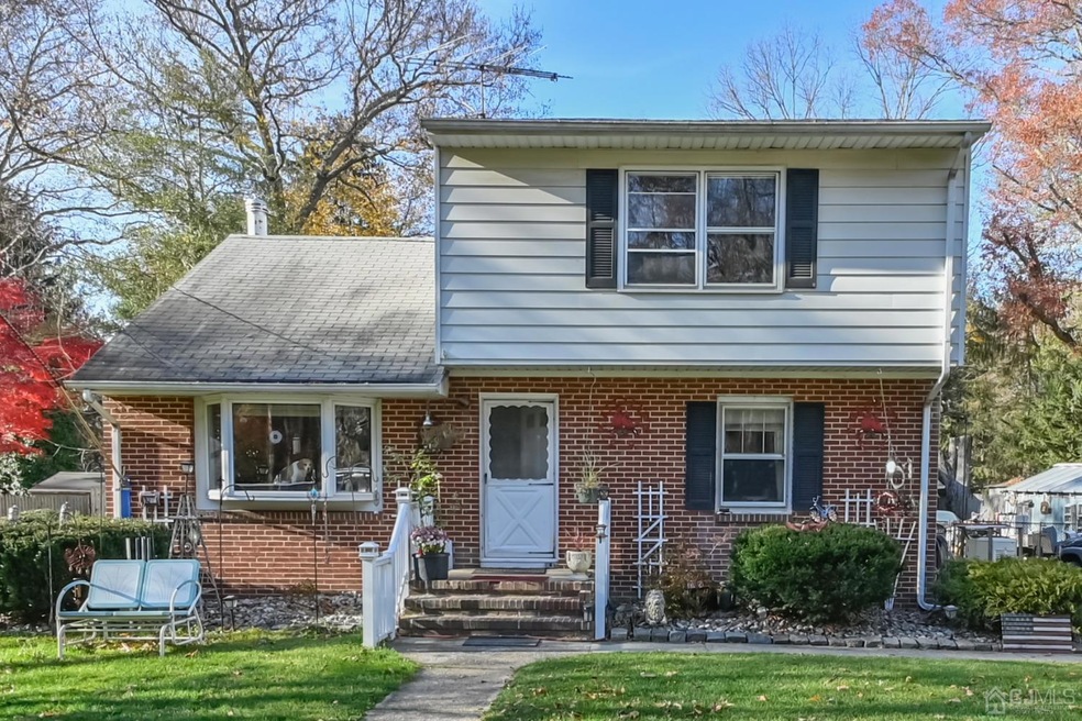 Sold $430,000 • Co-Listing Agent