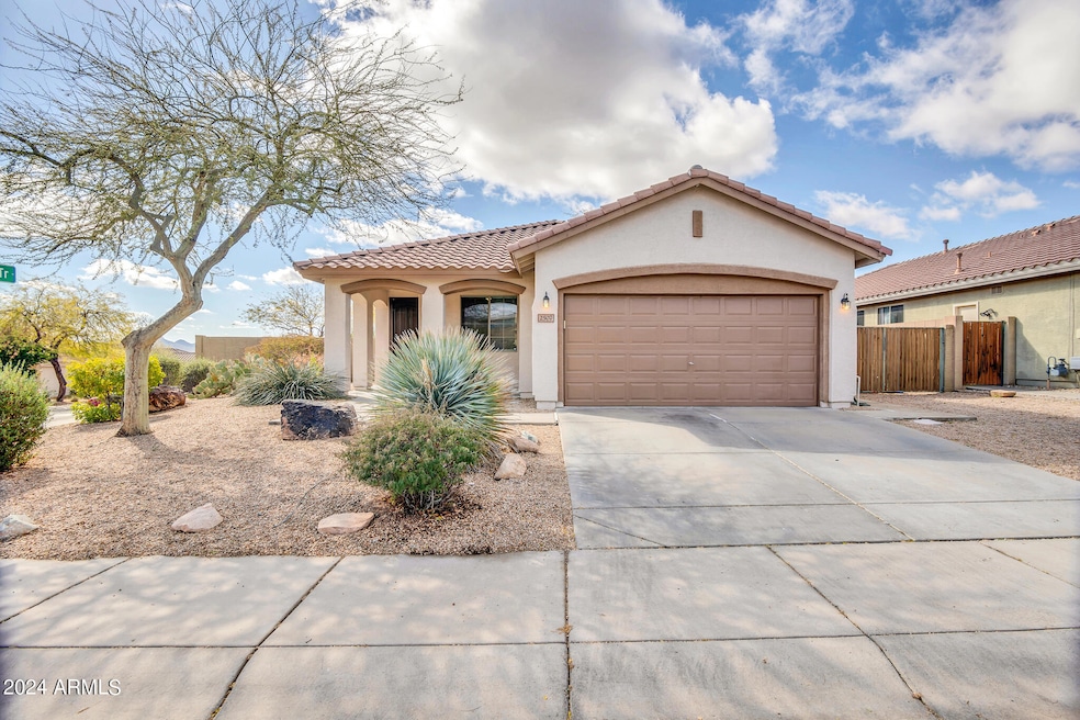 2507 W Whitman Dr-3